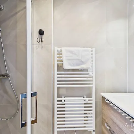 T4 Moderne, 8-10 Pers, Proche Pistes, Parking, Wifi - Fr-1-398-672 شقة